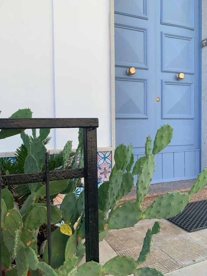 Giallolumia Portopalo Di Capo Passero